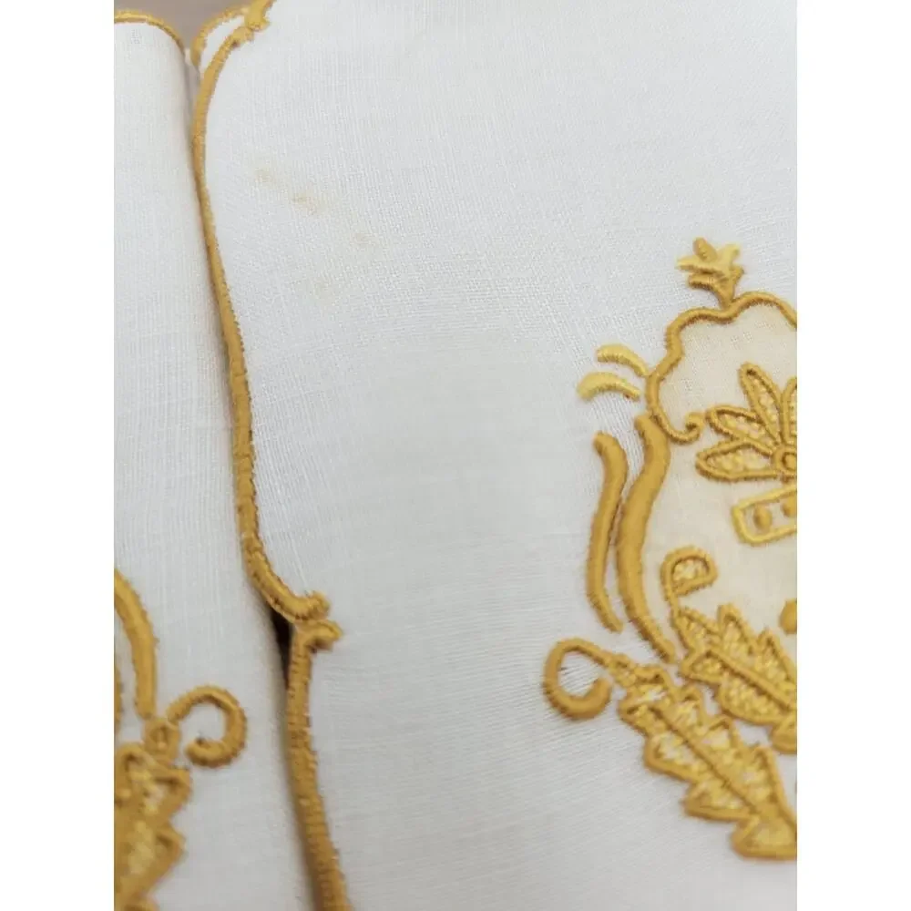 Constance Leiter La Contessa Hand Embroidered Linen Cocktail Napkins White Set 4